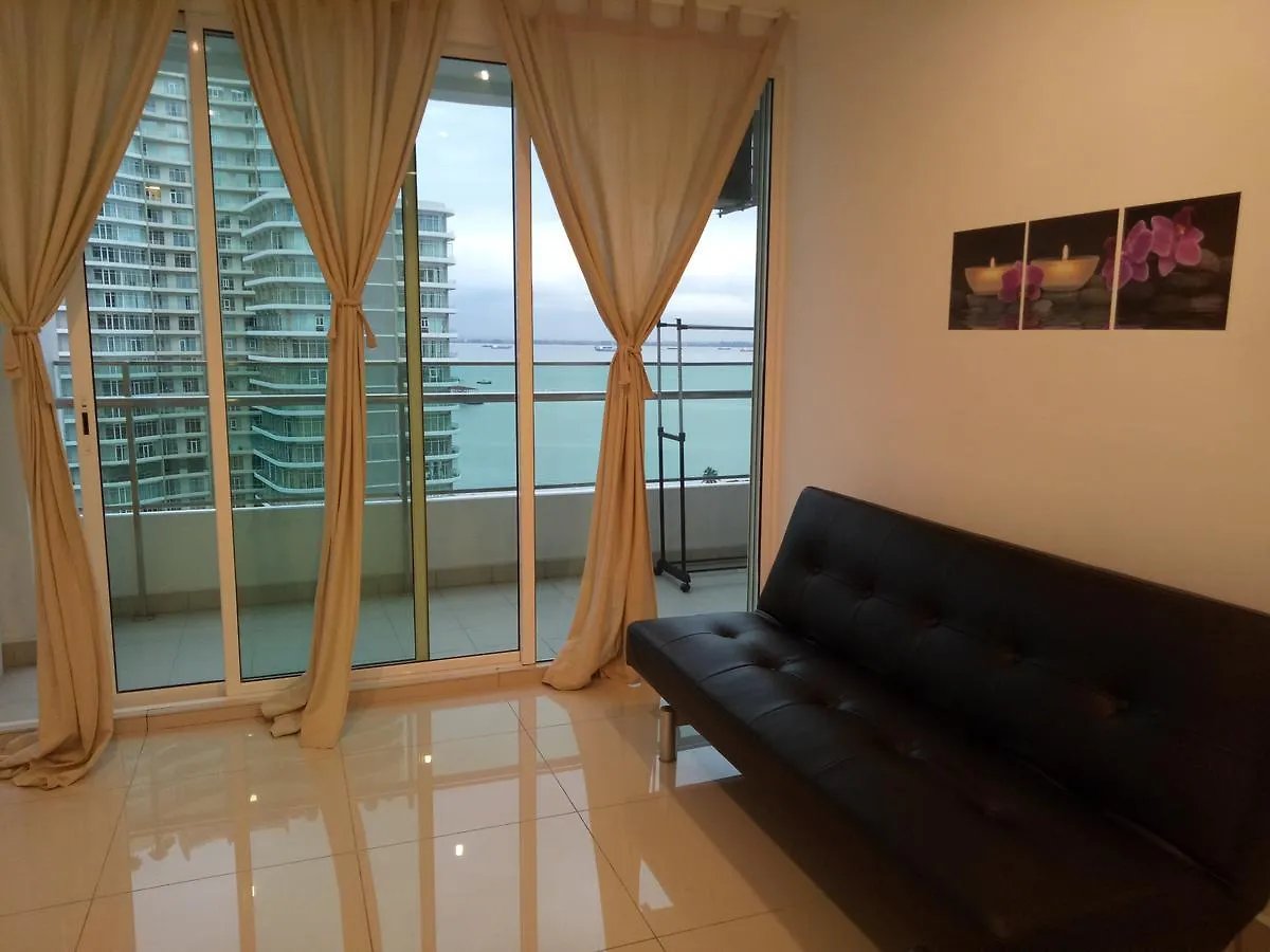 Contactos de Gurney Drive Mansion One Sea View Condo