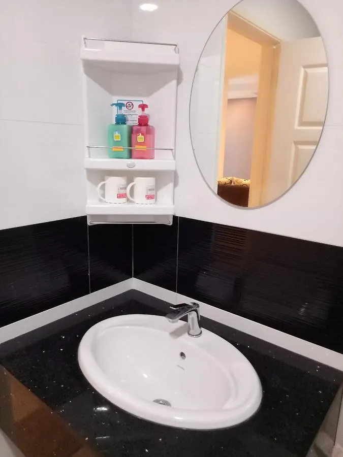 جورج تاون Gurney Drive Mansion One Sea View Condo